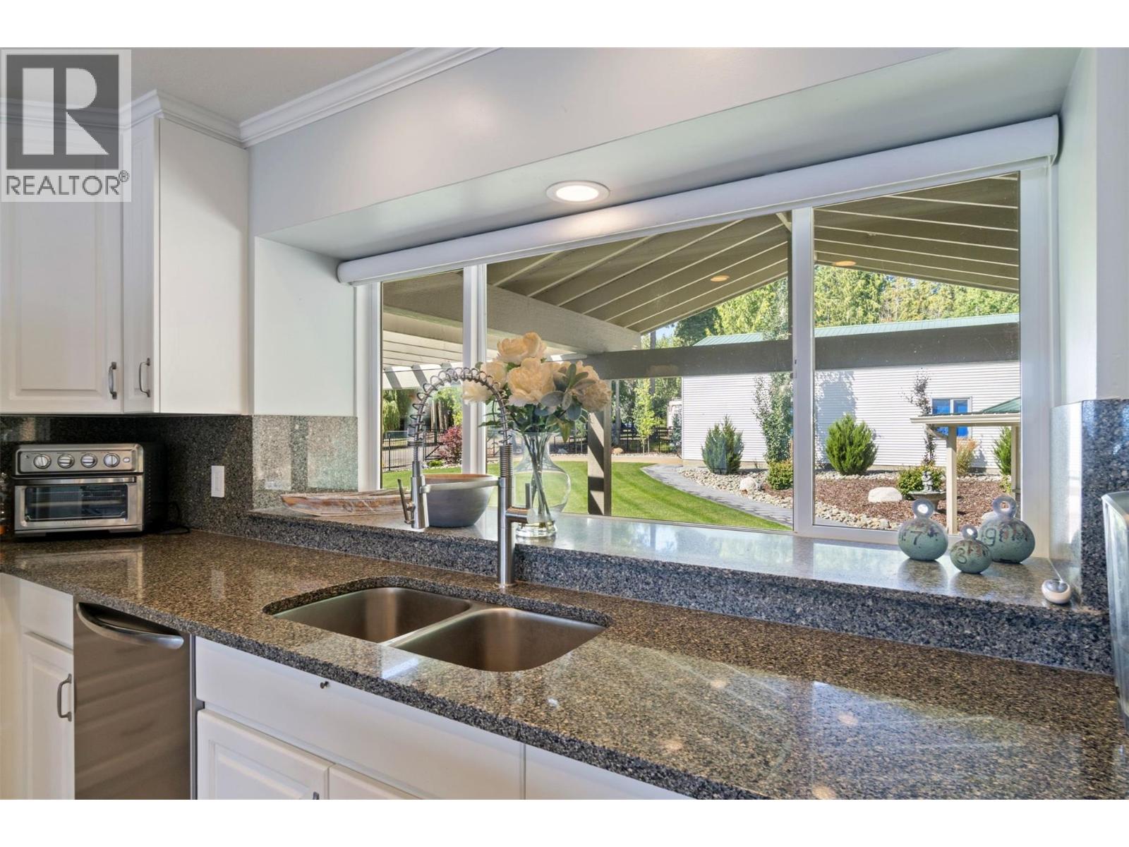 4243 Saratoga Road, Scotch Creek, British Columbia  V0E 1M5 - Photo 29 - 10359239