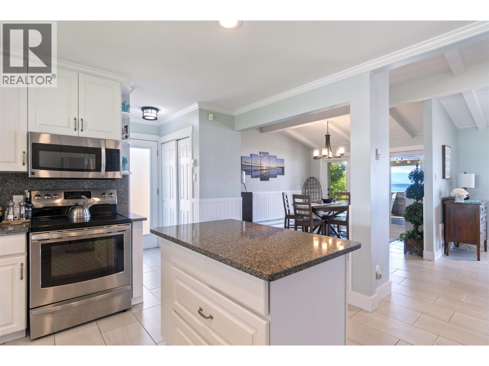 4243 Saratoga Road, Scotch Creek, British Columbia  V0E 1M5 - Photo 30 - 10359239