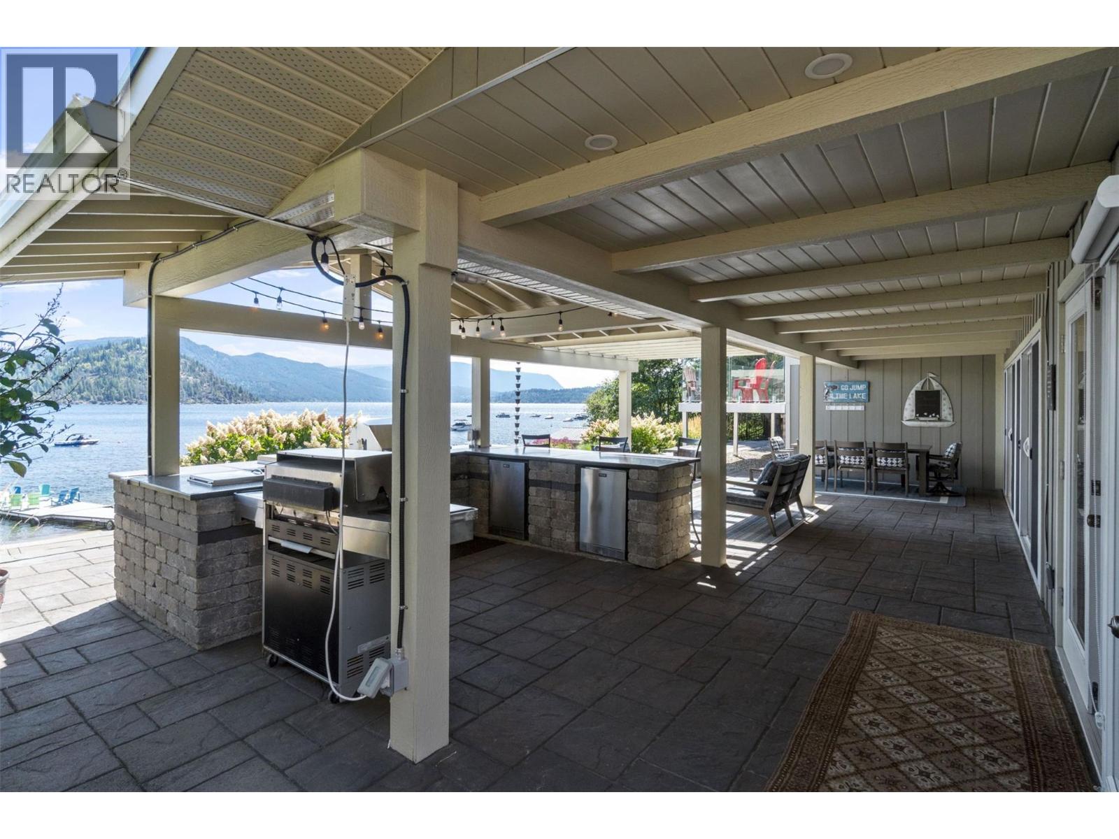 4243 Saratoga Road, Scotch Creek, British Columbia  V0E 1M5 - Photo 79 - 10359239