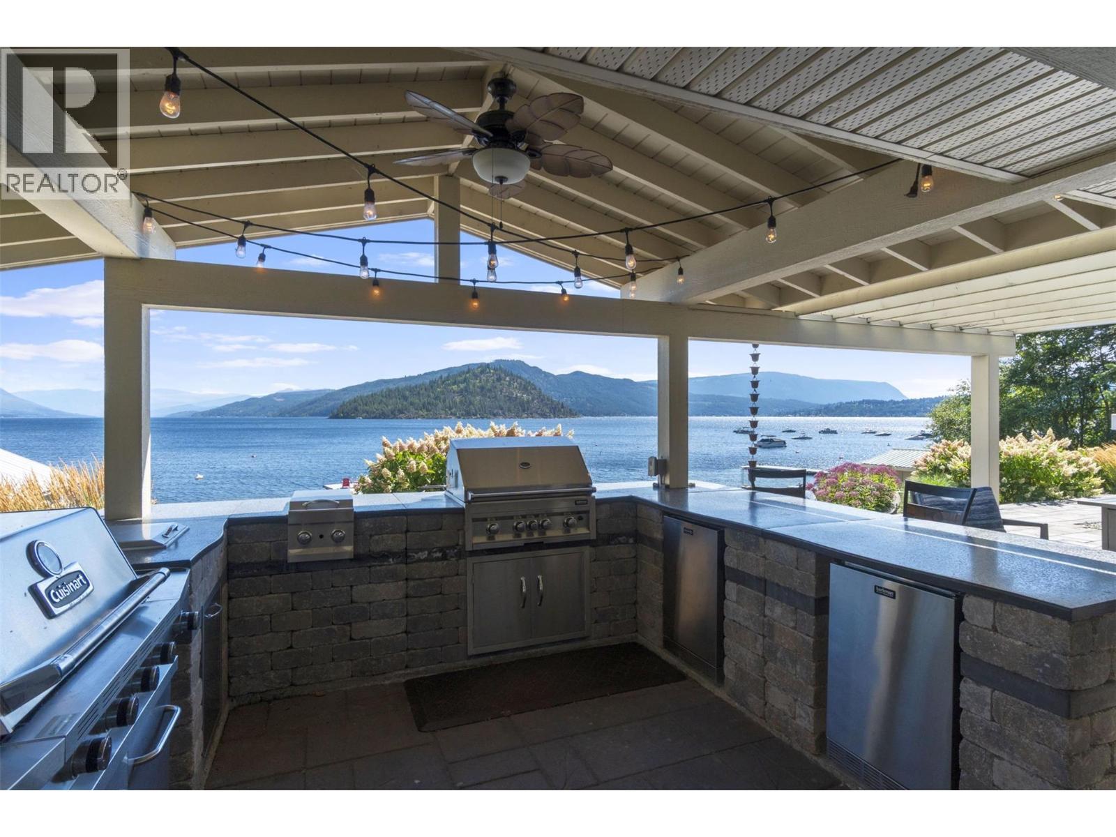 4243 Saratoga Road, Scotch Creek, British Columbia  V0E 1M5 - Photo 81 - 10359239