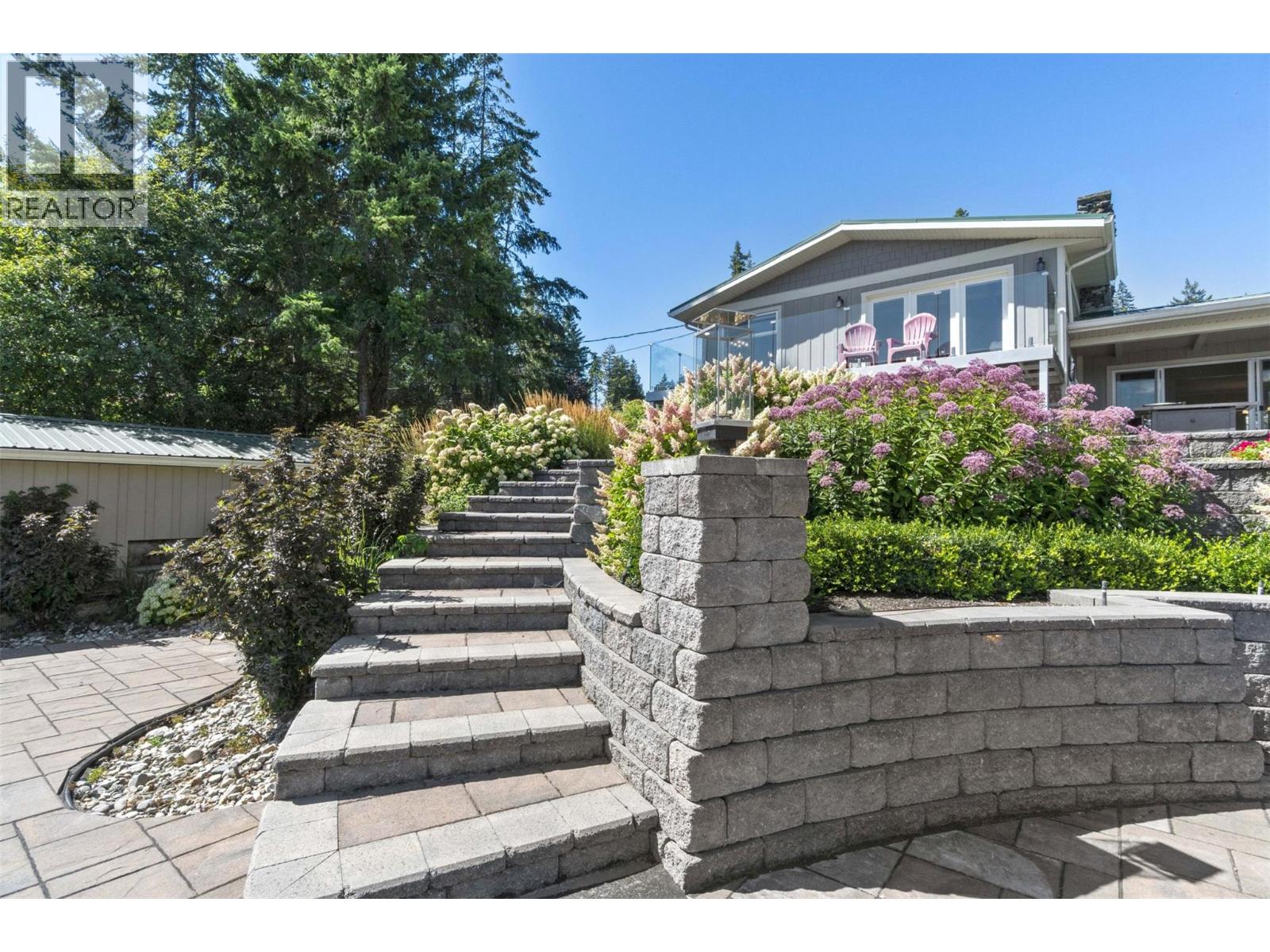 4243 Saratoga Road, Scotch Creek, British Columbia  V0E 1M5 - Photo 94 - 10359239