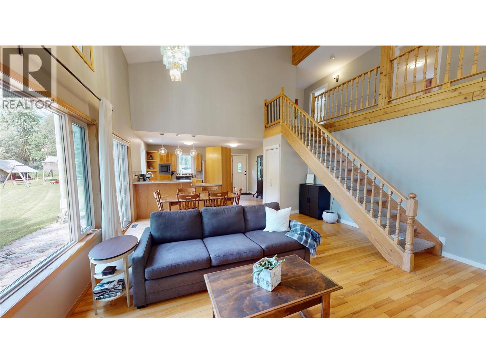 7392 8th Avenue, Hosmer, British Columbia  V0B 1M5 - Photo 13 - 10359204