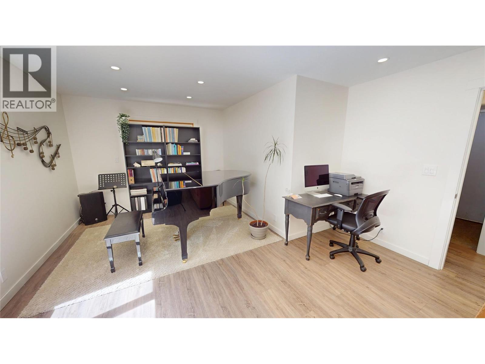 7392 8th Avenue, Hosmer, British Columbia  V0B 1M5 - Photo 17 - 10359204