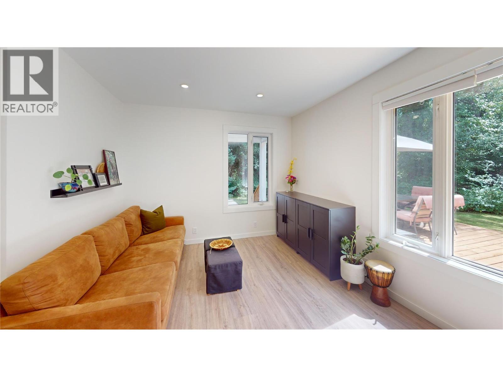 7392 8th Avenue, Hosmer, British Columbia  V0B 1M5 - Photo 21 - 10359204