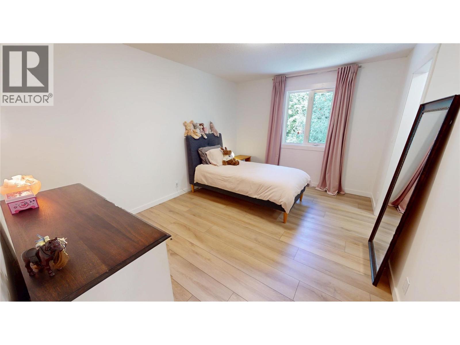 7392 8th Avenue, Hosmer, British Columbia  V0B 1M5 - Photo 32 - 10359204