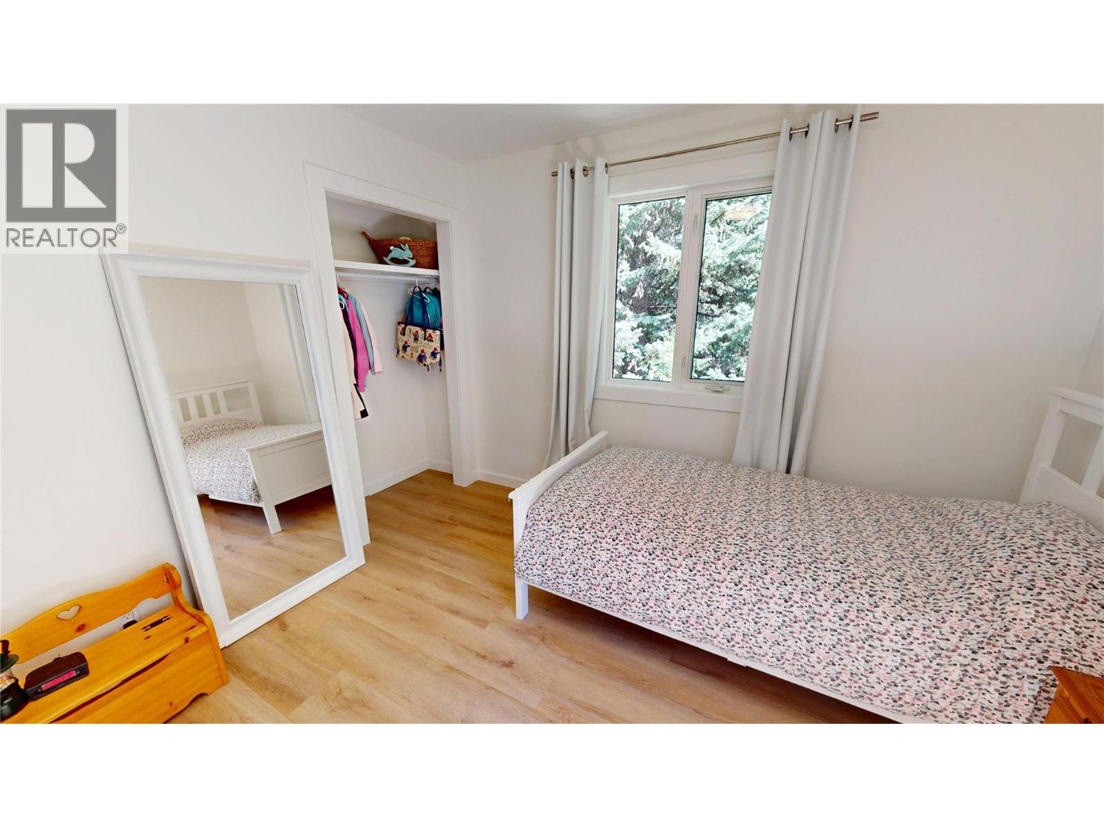 7392 8th Avenue, Hosmer, British Columbia  V0B 1M5 - Photo 38 - 10359204