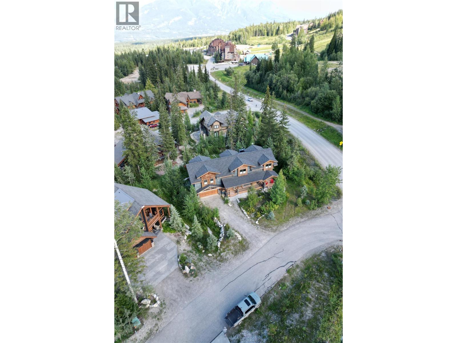 1590 Golden Avenue, Golden, British Columbia  V0A 1H0 - Photo 51 - 10359286