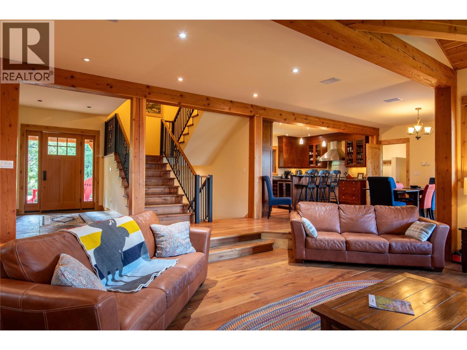 1590 Golden Avenue, Golden, British Columbia  V0A 1H0 - Photo 8 - 10359286