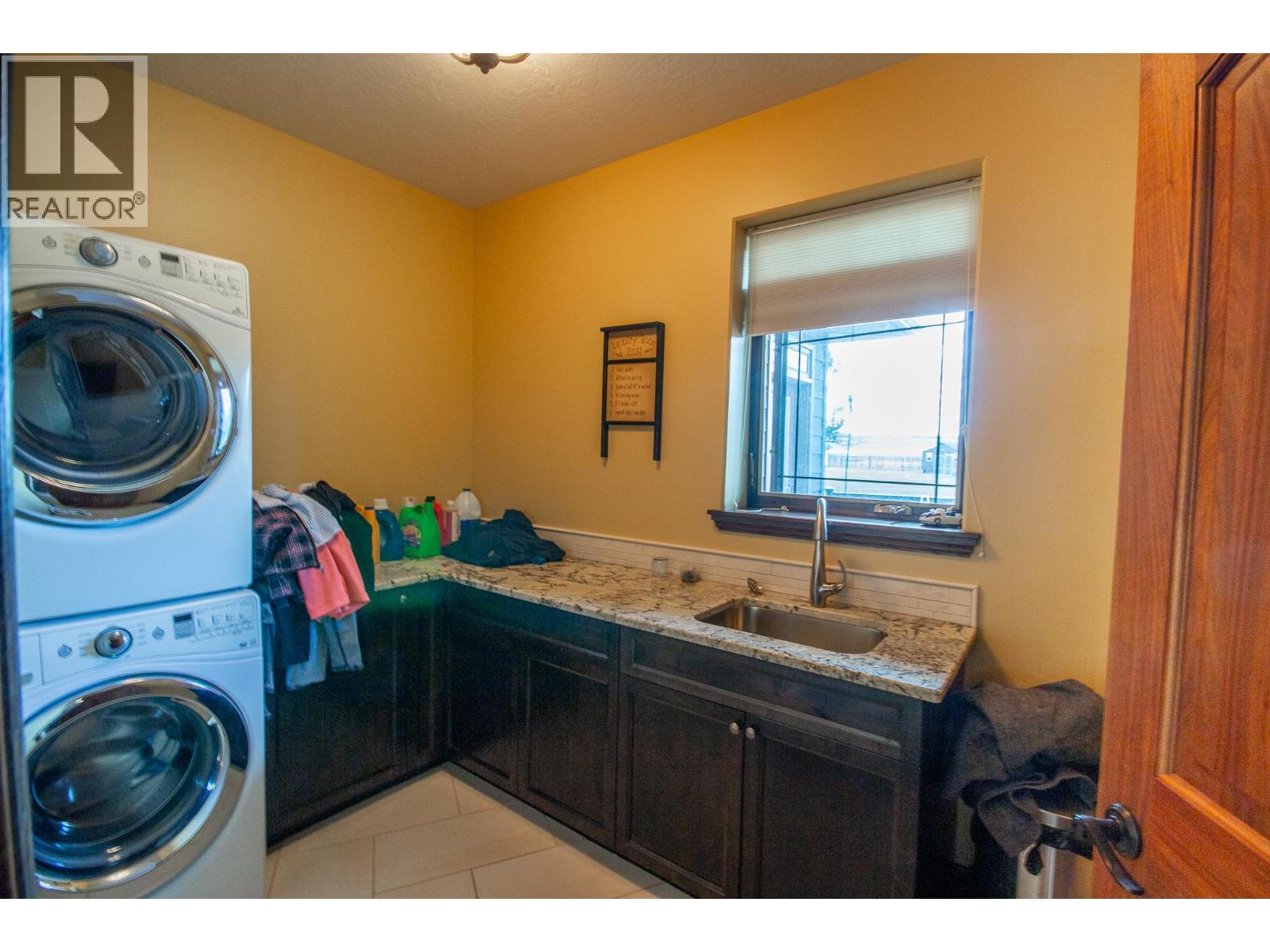 2713 210 Road, Dawson Creek, British Columbia  V1G 4H4 - Photo 25 - 10359356