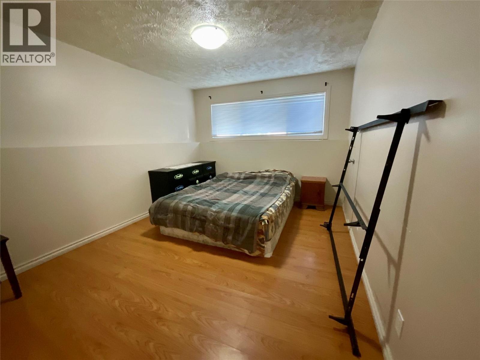 32 Valleyview Place, Tumbler Ridge, British Columbia  V0C 2W0 - Photo 14 - 10358901