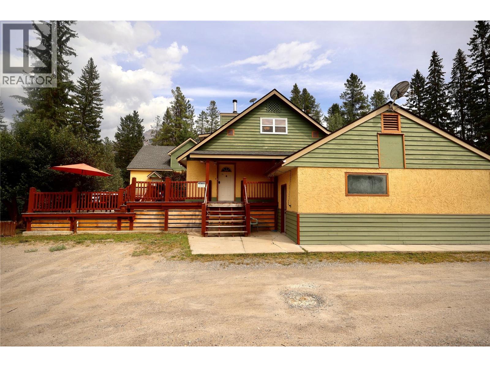 1693 Oberg Johnson Road, Golden, British Columbia  V0A 1H1 - Photo 3 - 10359187