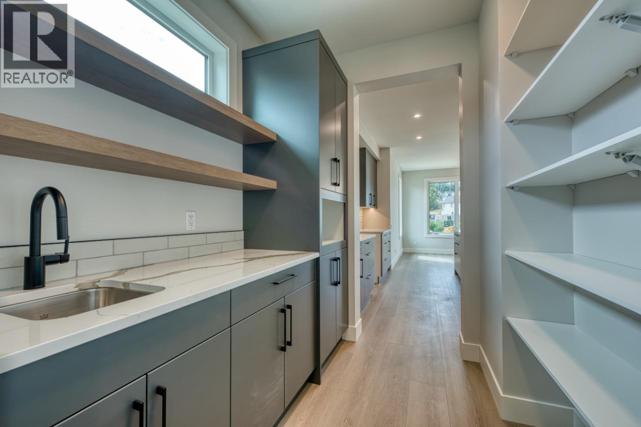 925 Bull Crescent, Kelowna, British Columbia  V1W 0E6 - Photo 22 - 10358716