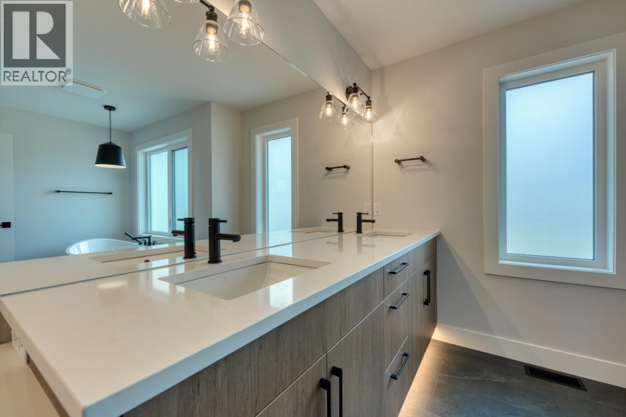 925 Bull Crescent, Kelowna, British Columbia  V1W 0E6 - Photo 43 - 10358716