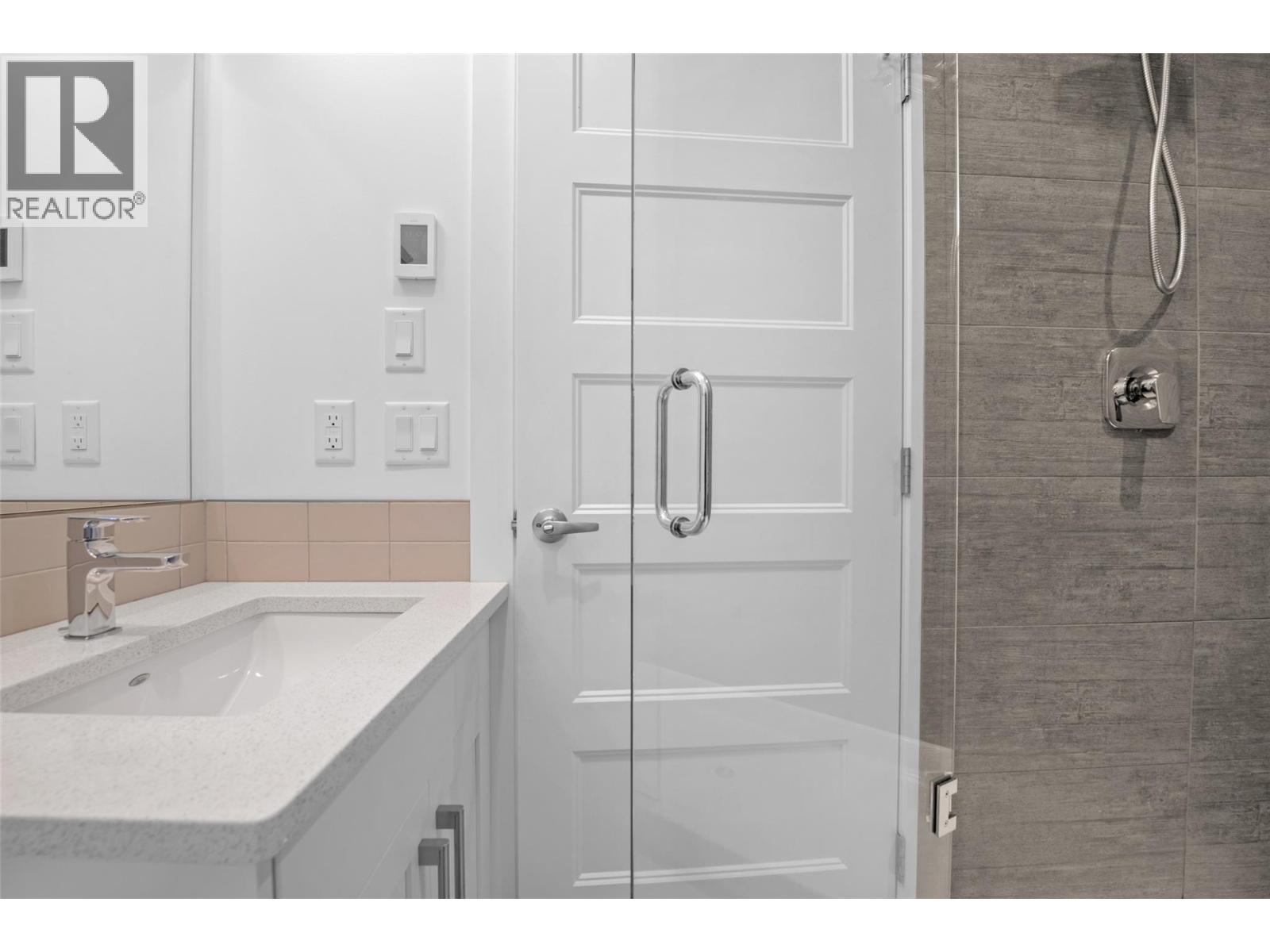 1664 Tower Ranch Drive, Kelowna, British Columbia  V1P 1T8 - Photo 31 - 10359416