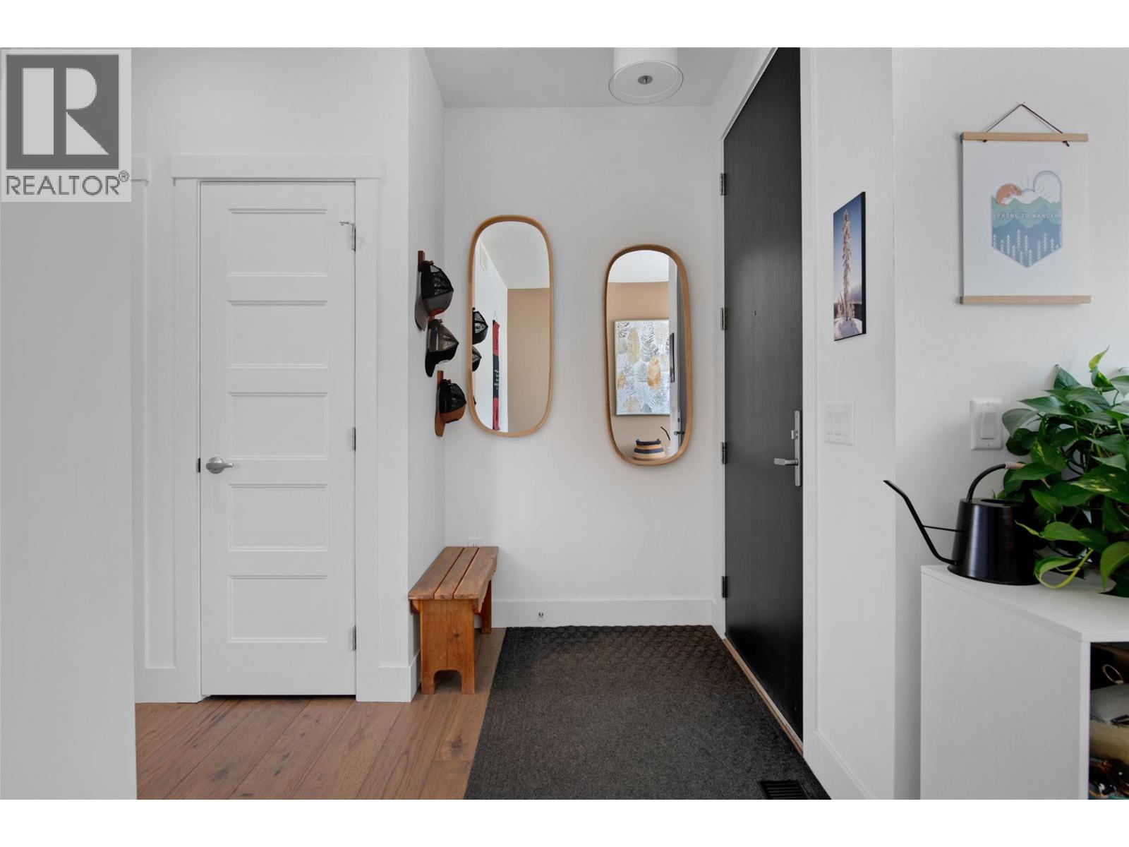 1664 Tower Ranch Drive, Kelowna, British Columbia  V1P 1T8 - Photo 4 - 10359416