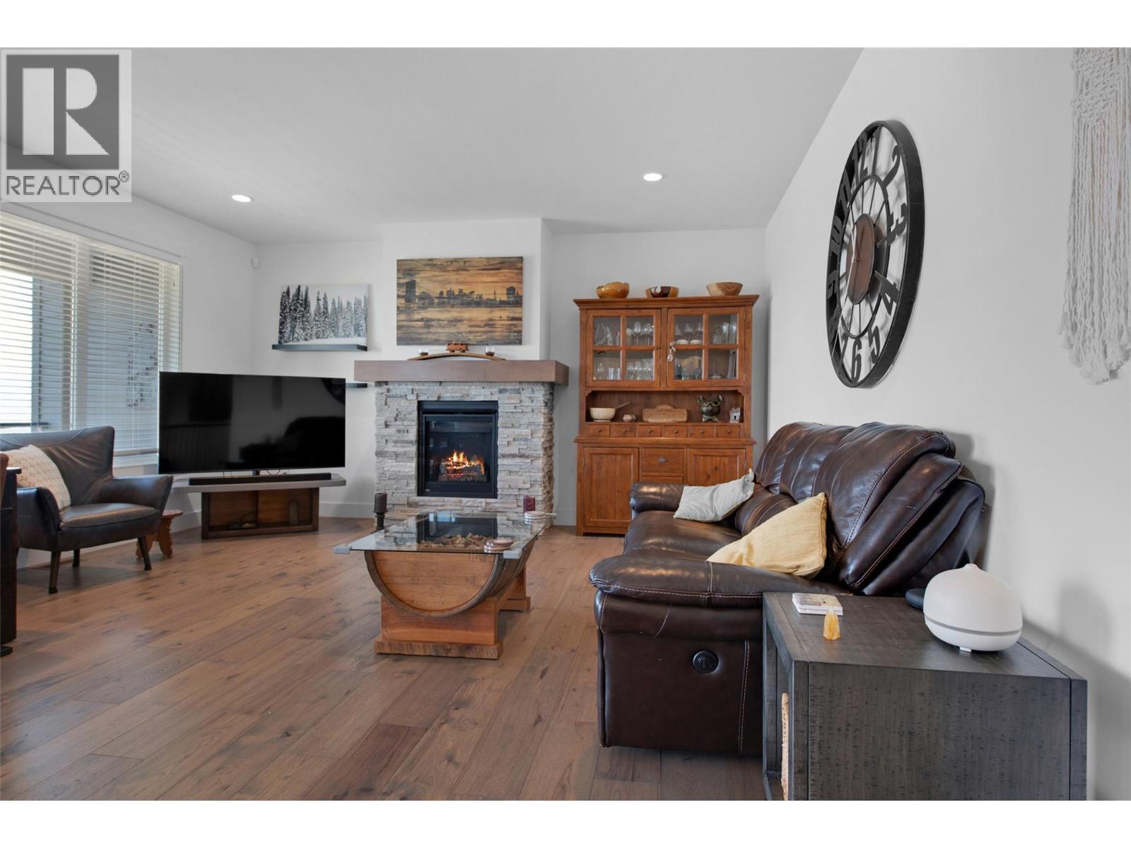 1664 Tower Ranch Drive, Kelowna, British Columbia  V1P 1T8 - Photo 9 - 10359416