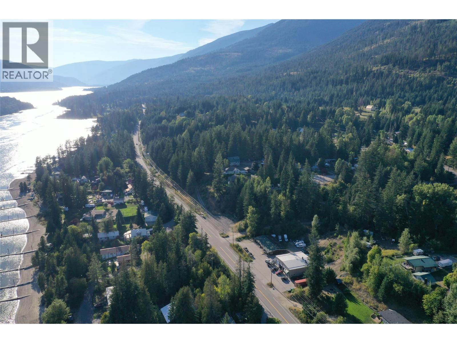 7699 3a Highway, Balfour, British Columbia  V0G 1C0 - Photo 16 - 10359521