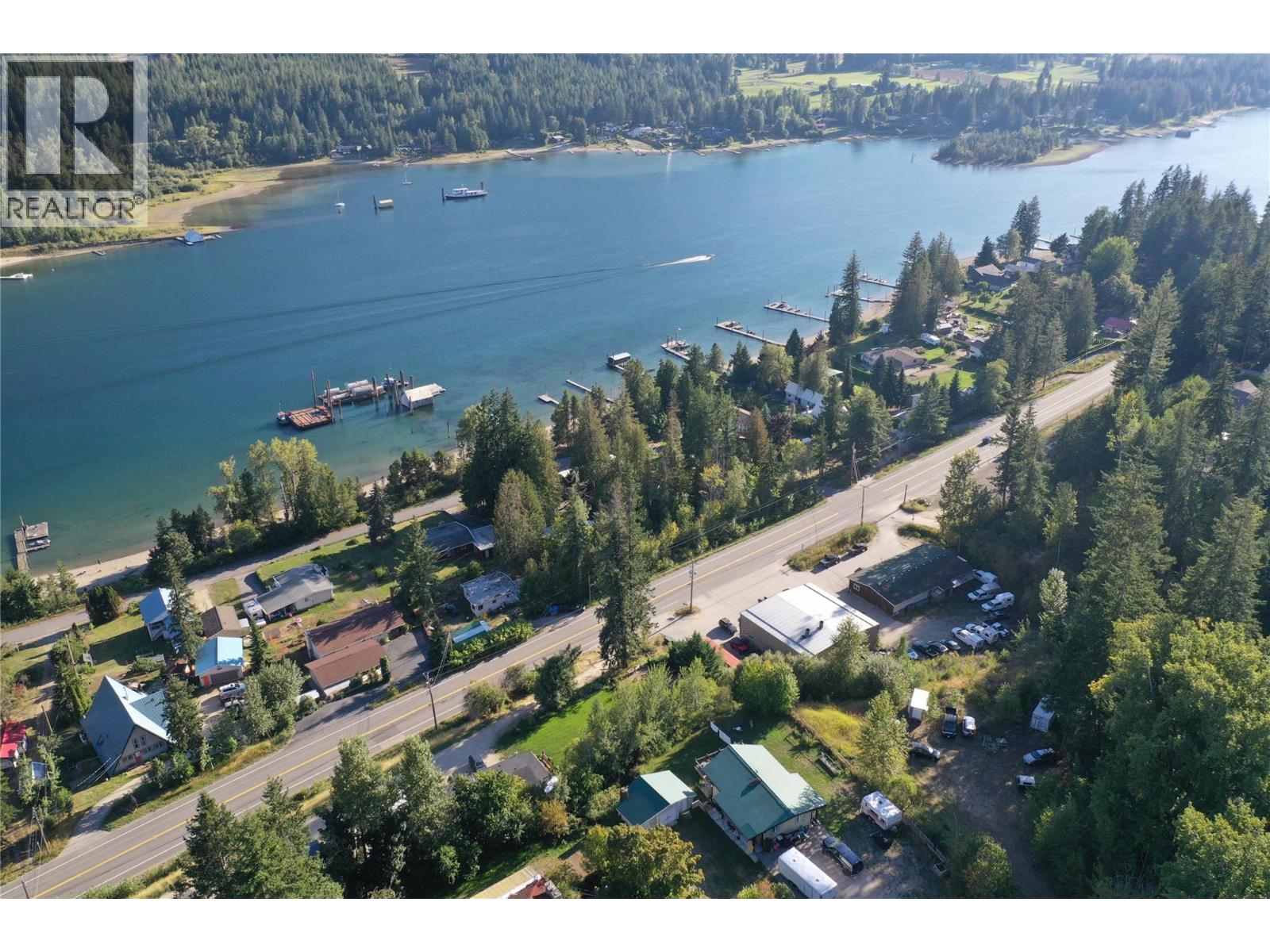 7699 3a Highway, Balfour, British Columbia  V0G 1C0 - Photo 17 - 10359517