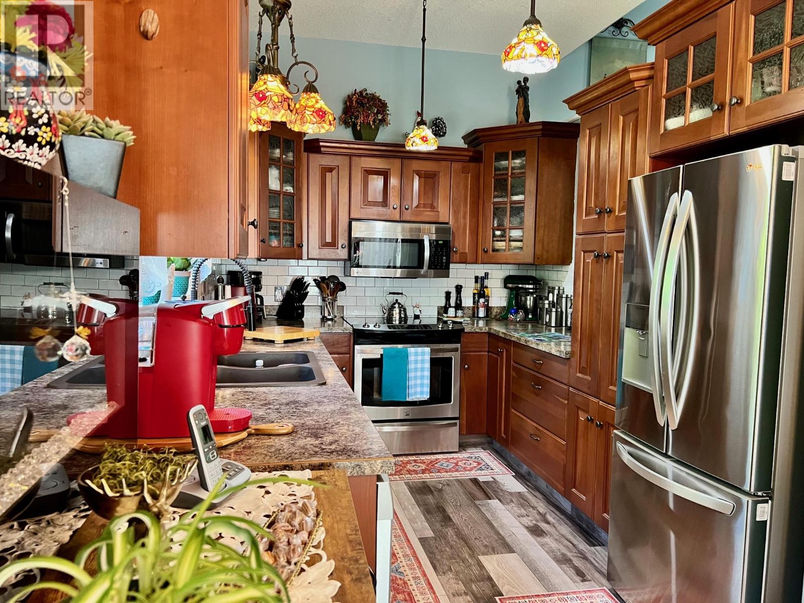 515f 20th Avenue S, Creston, British Columbia  V0B 1G1 - Photo 3 - 10359343