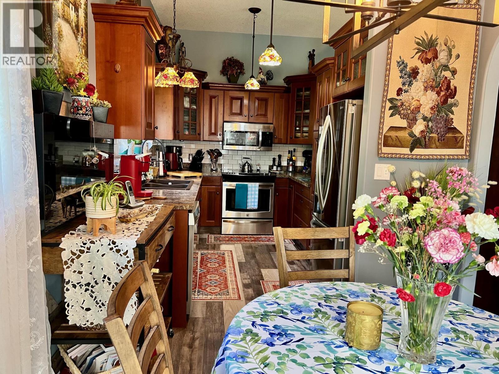 515f 20th Avenue S, Creston, British Columbia  V0B 1G1 - Photo 4 - 10359343