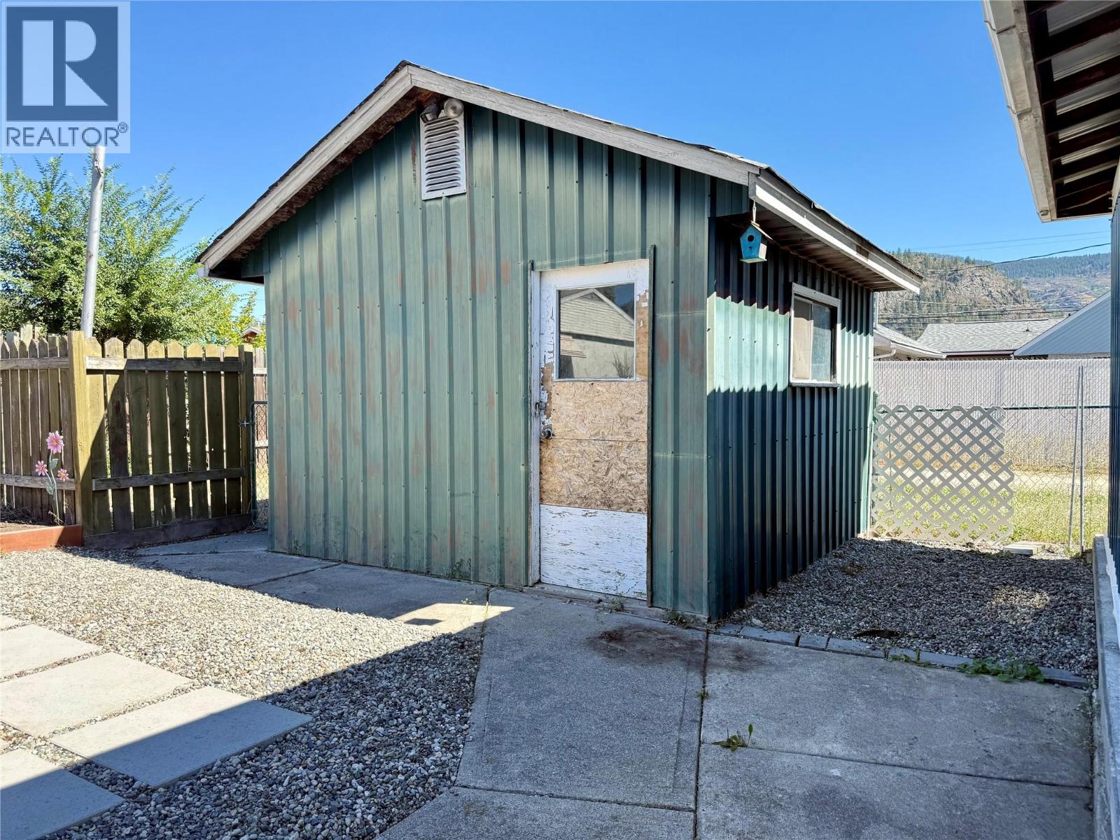 1971 75 Avenue, Grand Forks, British Columbia  V0H 1H2 - Photo 33 - 10359478