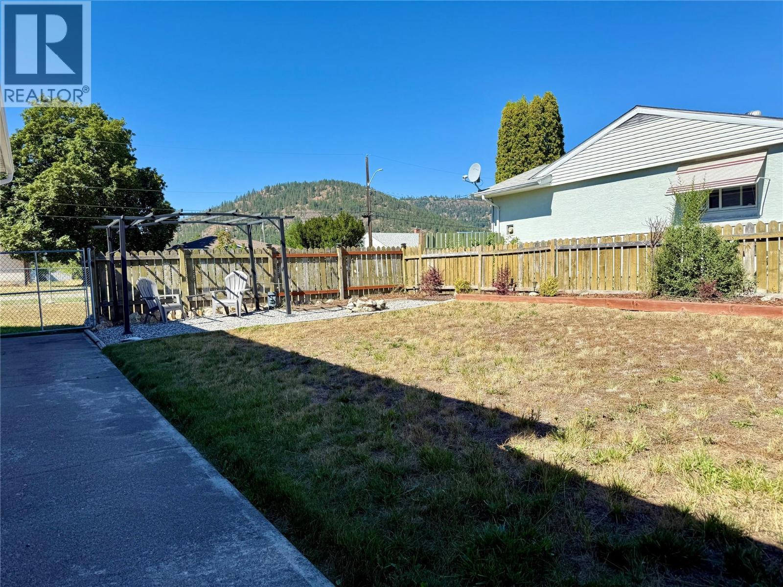 1971 75 Avenue, Grand Forks, British Columbia  V0H 1H2 - Photo 36 - 10359478