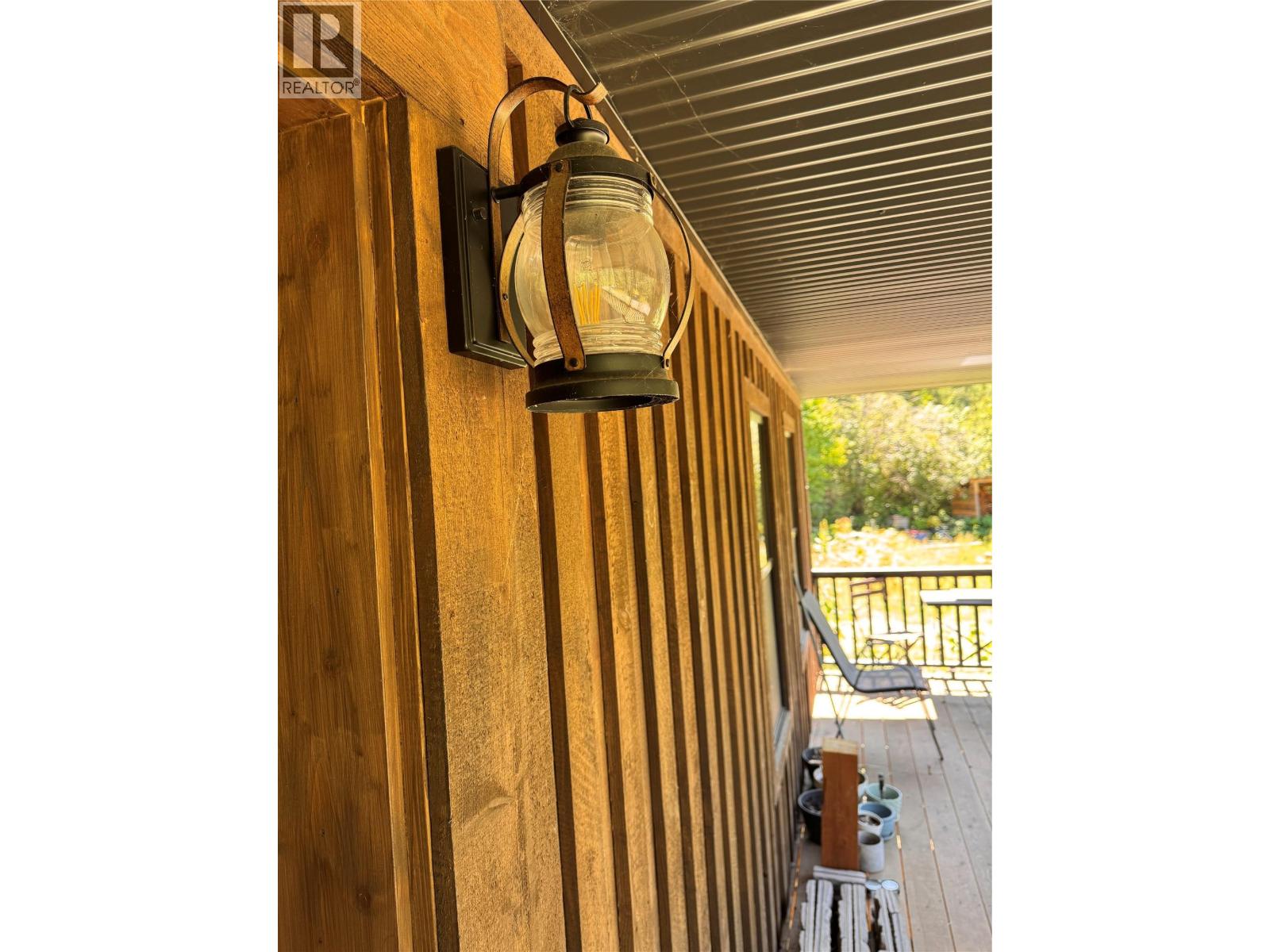 2160 3 Highway, Christina Lake, British Columbia  V0H 1E3 - Photo 24 - 10357524