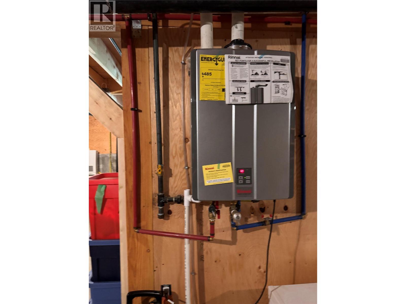 2160 3 Highway, Christina Lake, British Columbia  V0H 1E3 - Photo 30 - 10357524