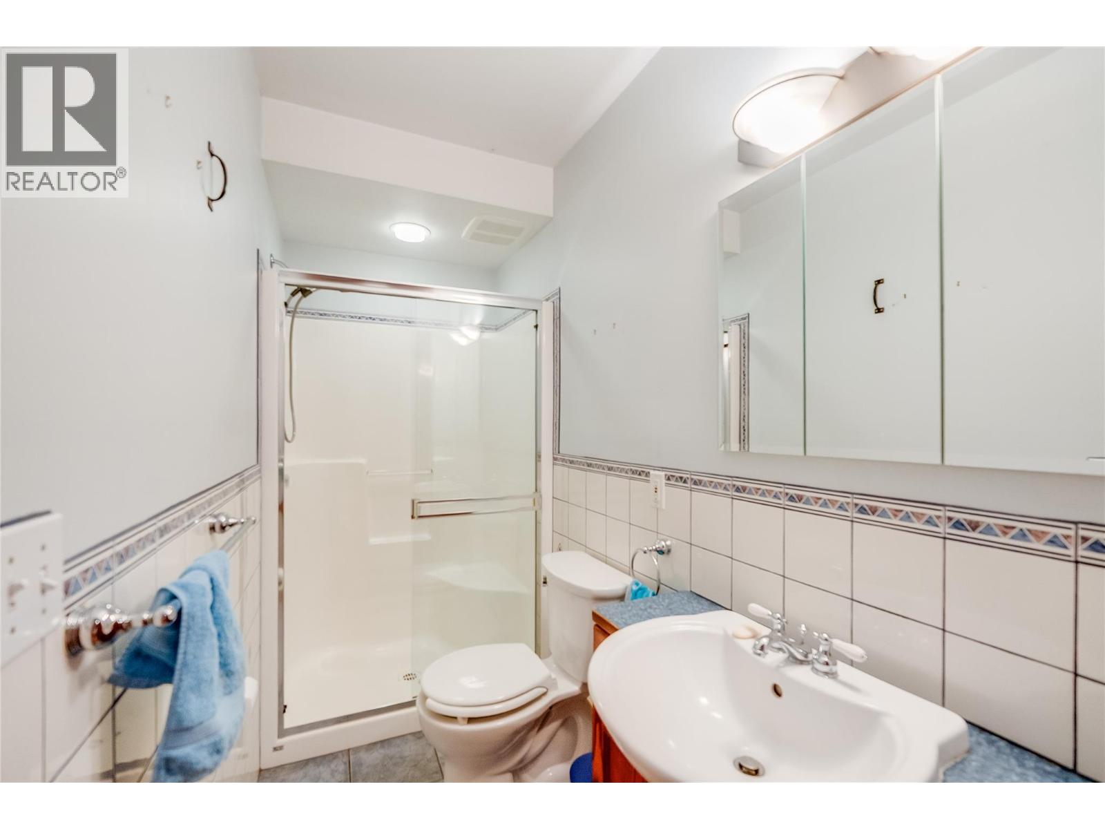 102 18th Street, Castlegar, British Columbia  V1N 2M7 - Photo 21 - 10359264