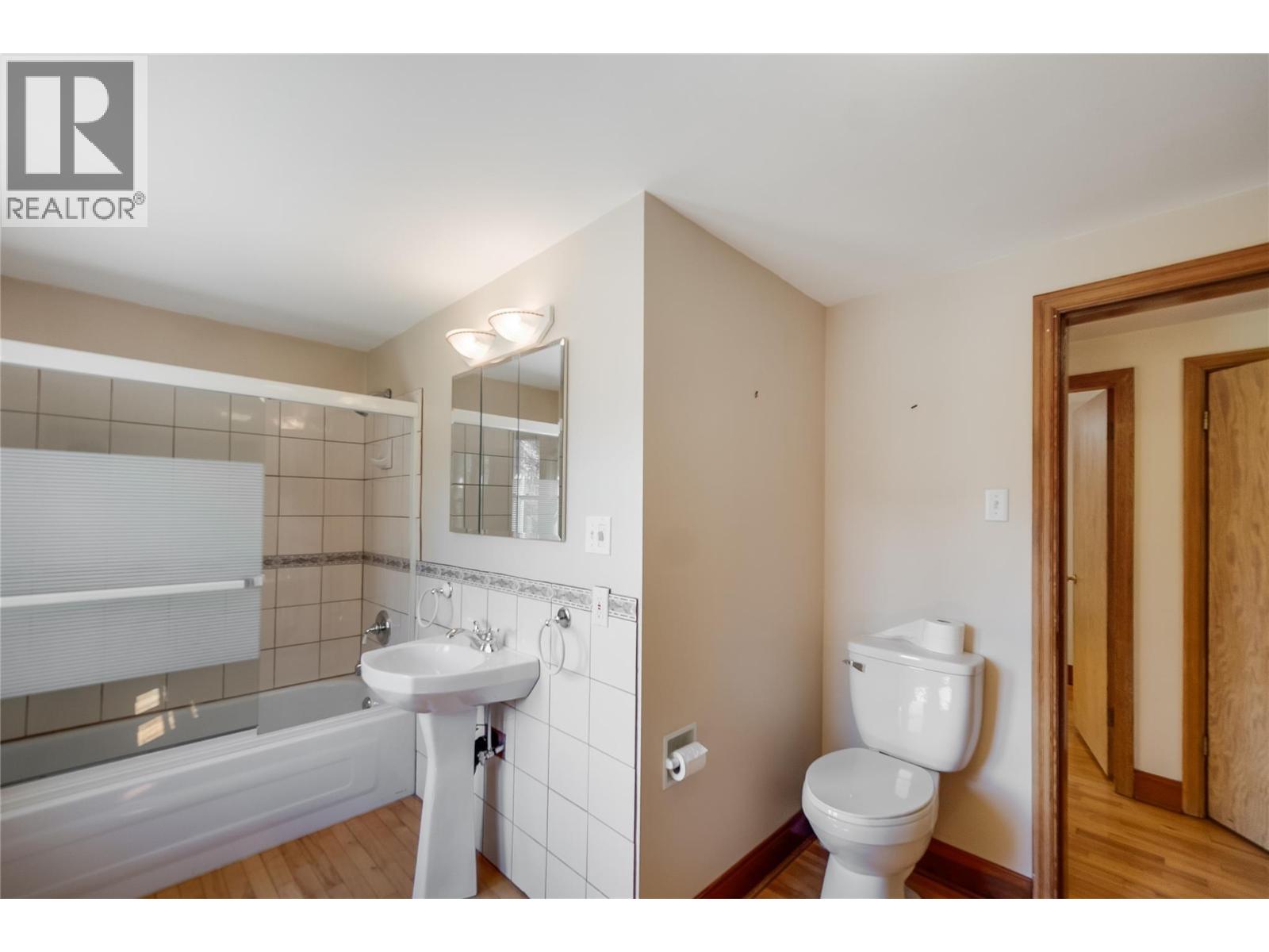 102 18th Street, Castlegar, British Columbia  V1N 2M7 - Photo 35 - 10359264