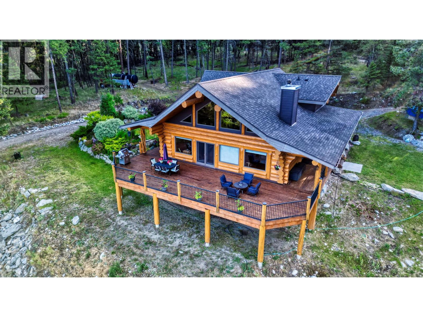 6470 Mckinney Road, Oliver, British Columbia  V0H 1T8 - Photo 2 - 10359542