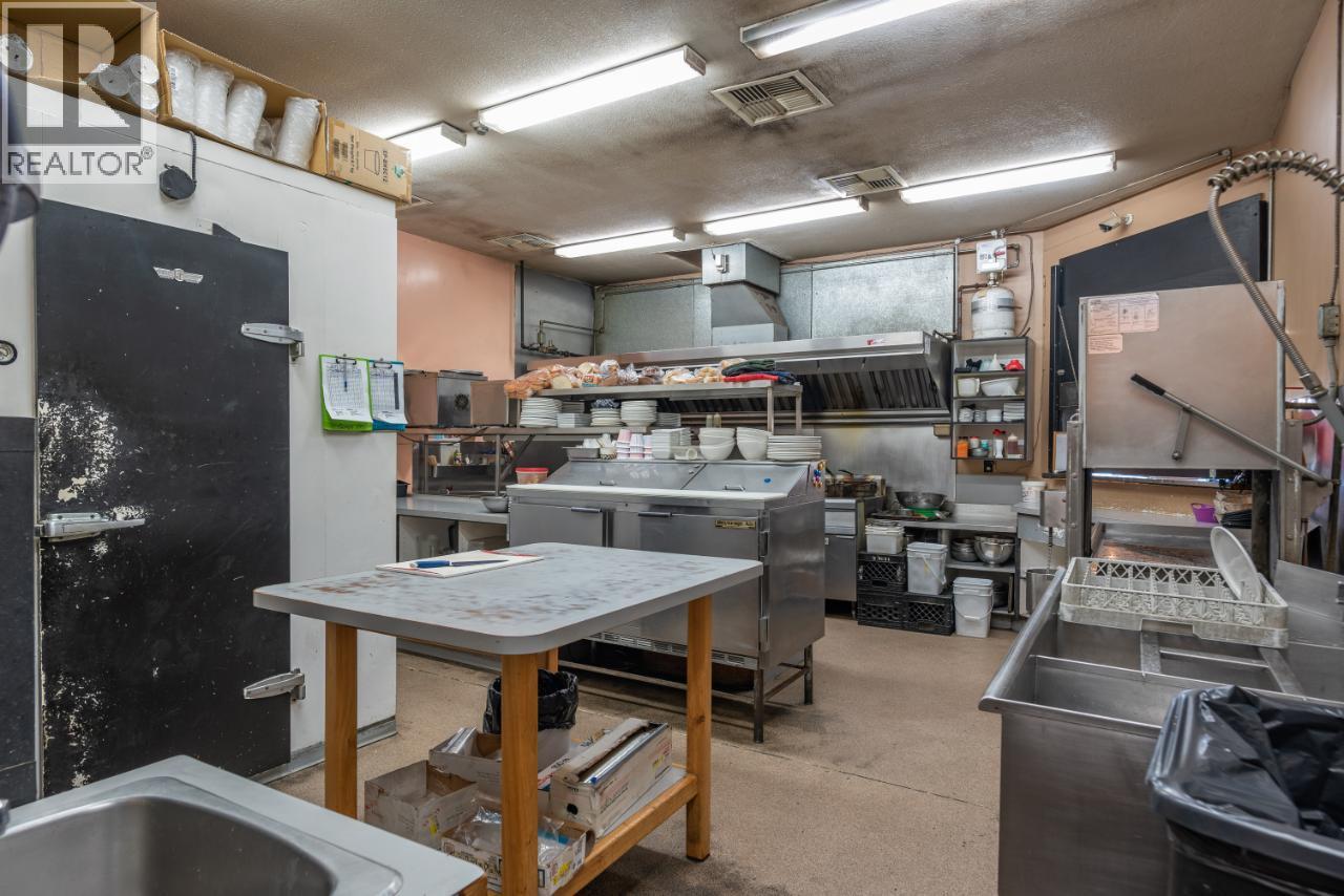 7248 2nd Street, Grand Forks, British Columbia  V0H 1H0 - Photo 28 - 10359504