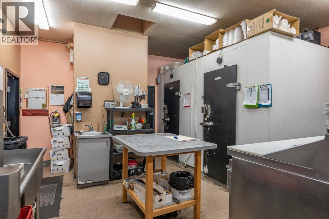 7248 2nd Street, Grand Forks, British Columbia  V0H 1H0 - Photo 34 - 10359504