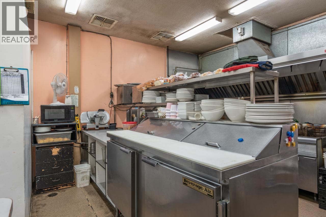 7248 2nd Street, Grand Forks, British Columbia  V0H 1H0 - Photo 35 - 10359504