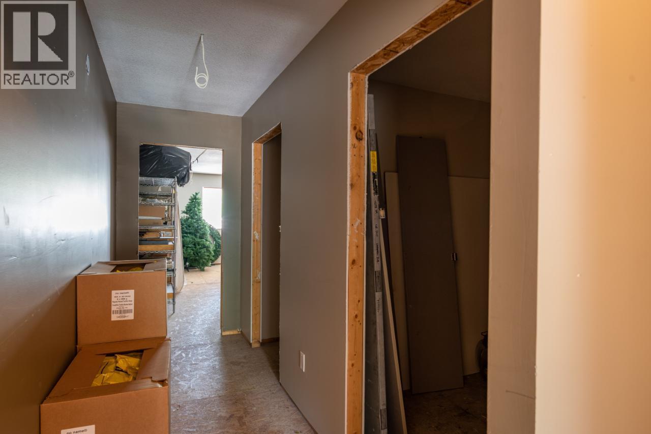 7248 2nd Street, Grand Forks, British Columbia  V0H 1H0 - Photo 51 - 10359504