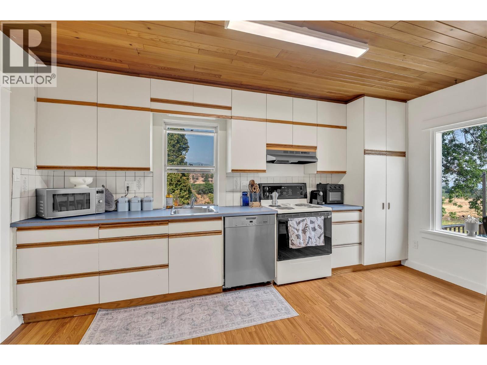 1275 Munson Avenue, Penticton, British Columbia  V2A 8T1 - Photo 13 - 10359548