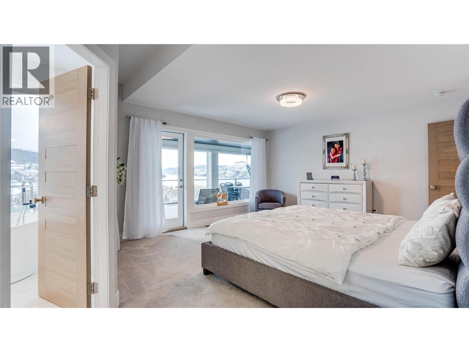 8792 Cortland Place, Coldstream, British Columbia  V1B 4B8 - Photo 36 - 10359612