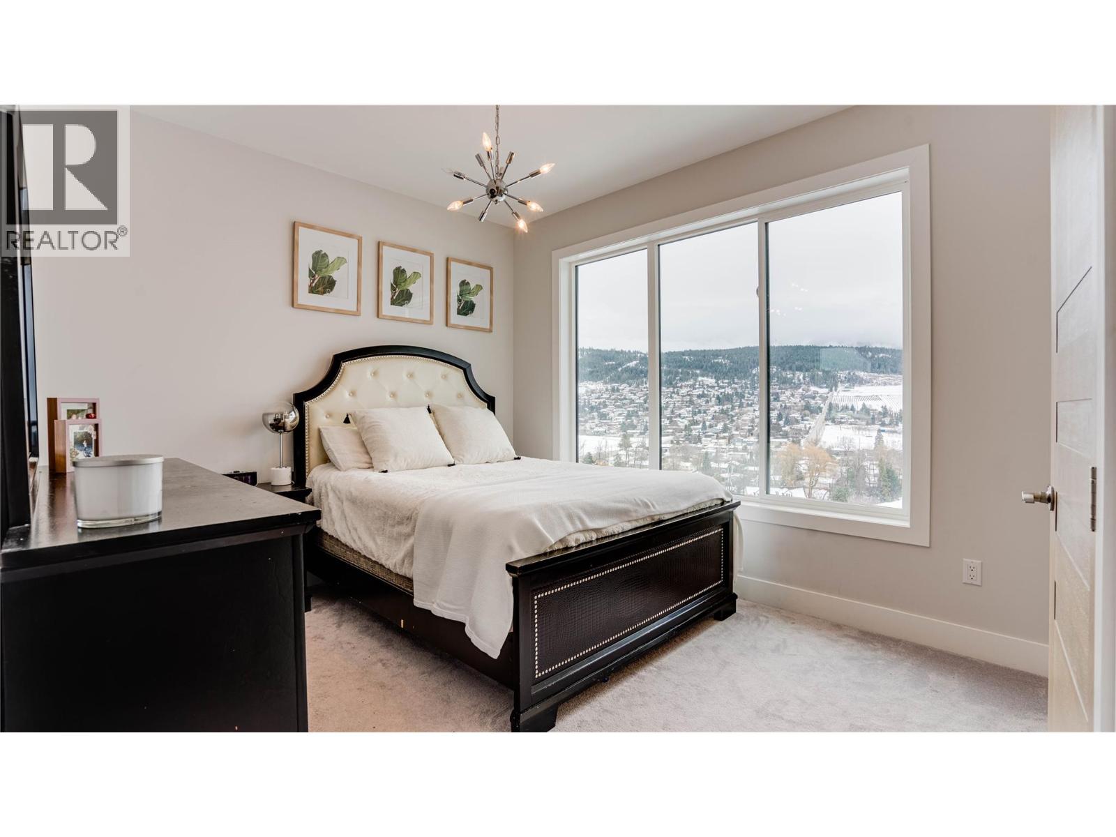 8792 Cortland Place, Coldstream, British Columbia  V1B 4B8 - Photo 75 - 10359612