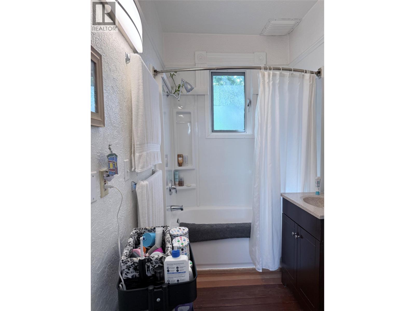 415 Downie Street, Revelstoke, British Columbia  V0E 2S0 - Photo 15 - 10359690