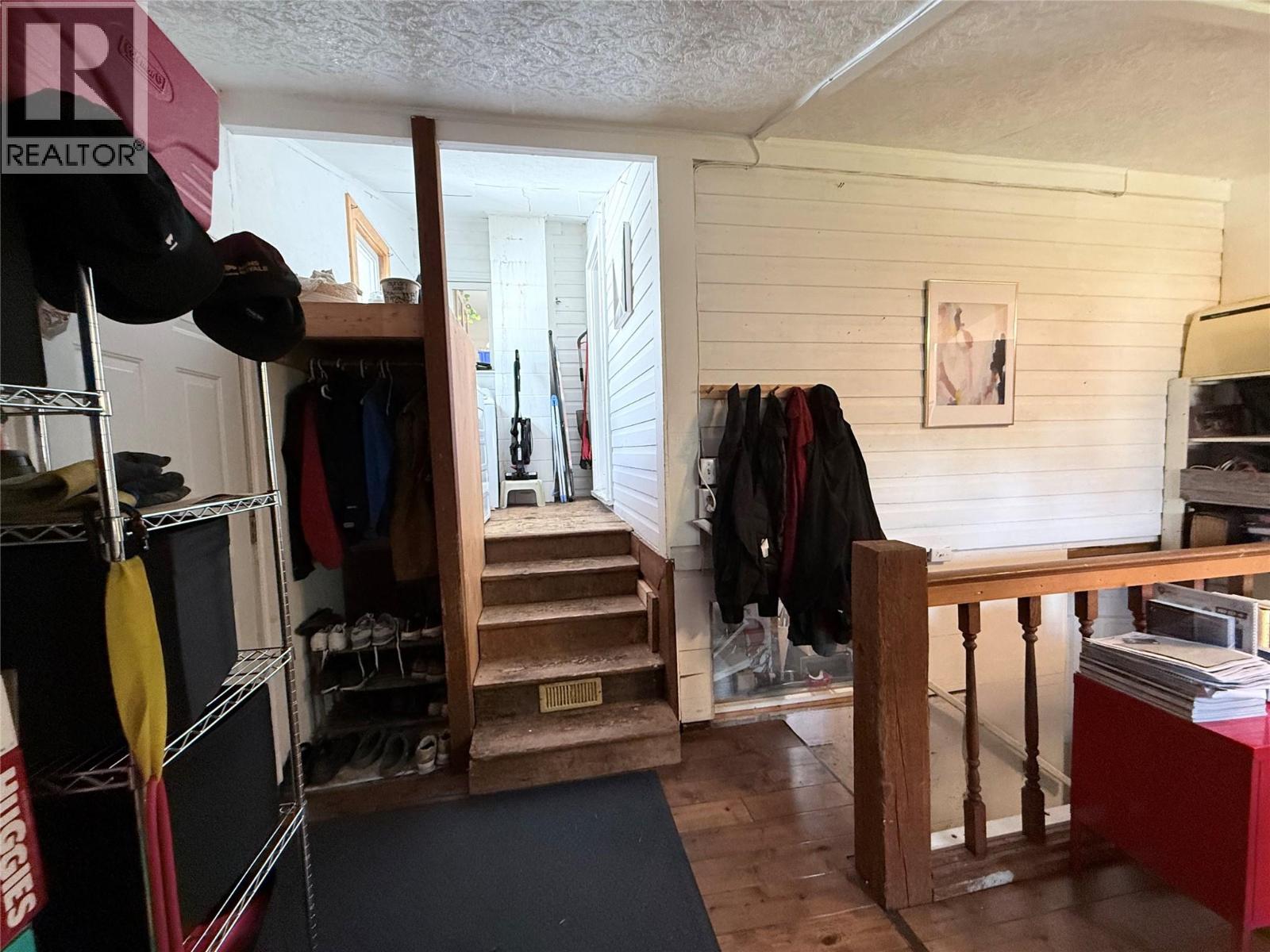 415 Downie Street, Revelstoke, British Columbia  V0E 2S0 - Photo 17 - 10359690