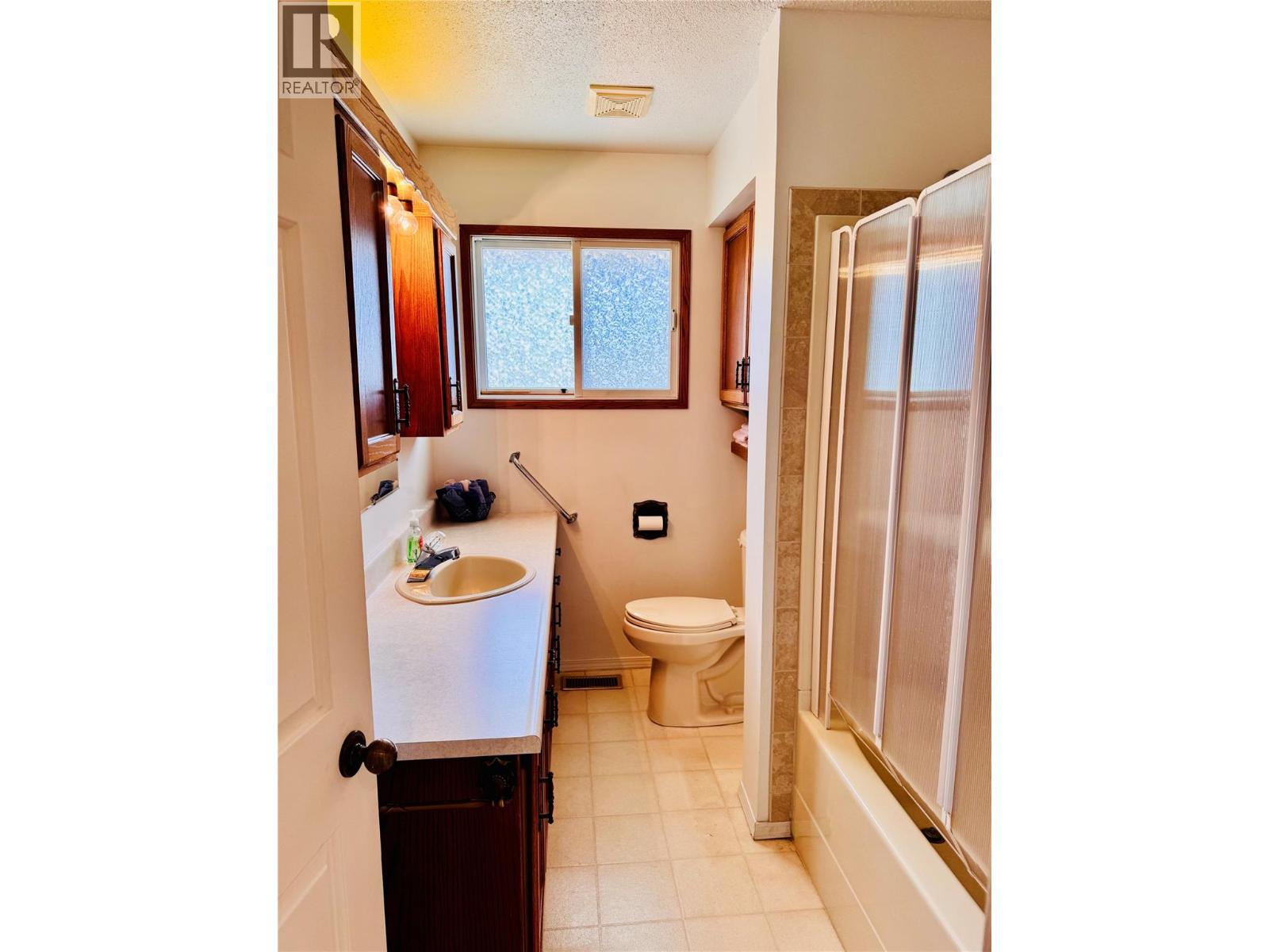 1270 59 Avenue, Grand Forks, British Columbia  V0H 1H0 - Photo 17 - 10359653