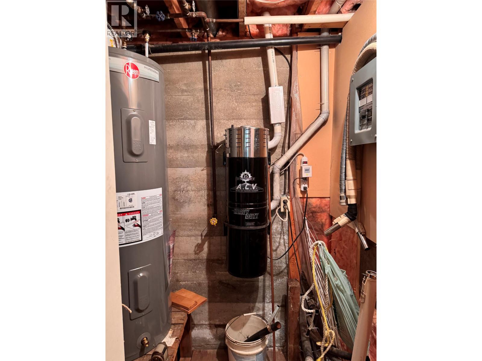 1270 59 Avenue, Grand Forks, British Columbia  V0H 1H0 - Photo 26 - 10359653