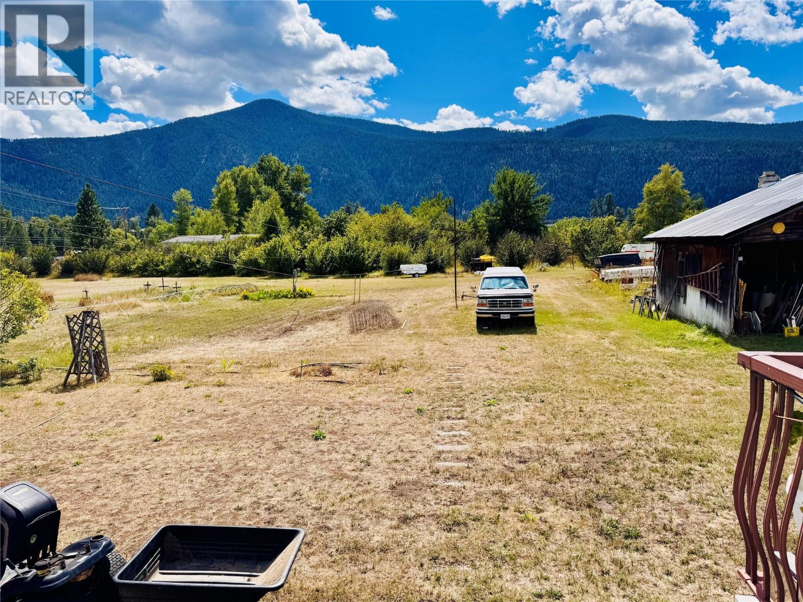 1270 59 Avenue, Grand Forks, British Columbia  V0H 1H0 - Photo 31 - 10359653