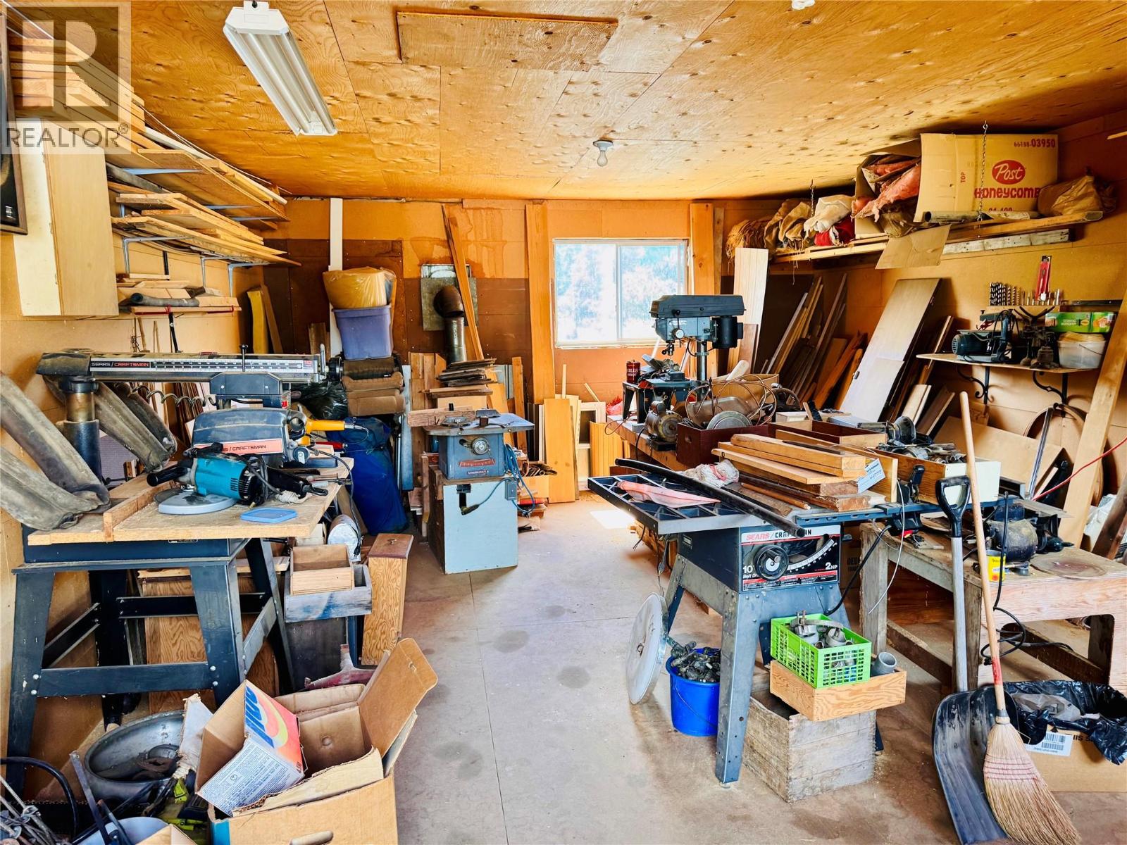 1270 59 Avenue, Grand Forks, British Columbia  V0H 1H0 - Photo 33 - 10359653