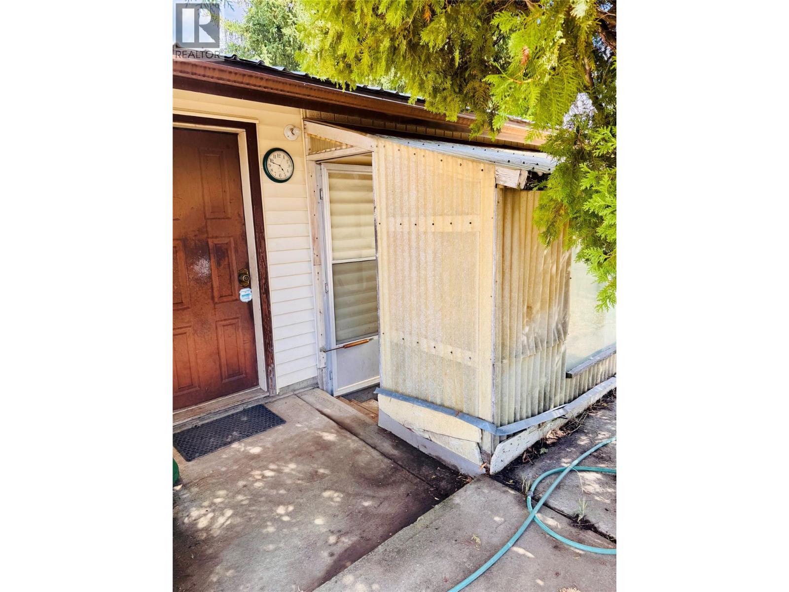 1270 59 Avenue, Grand Forks, British Columbia  V0H 1H0 - Photo 37 - 10359653