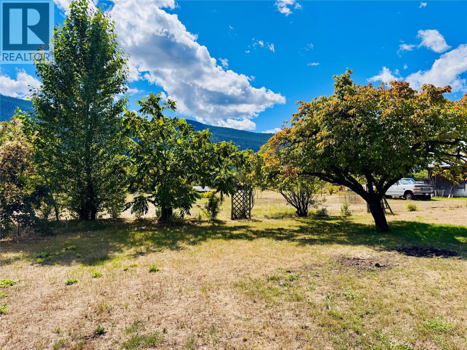 1270 59 Avenue, Grand Forks, British Columbia  V0H 1H0 - Photo 39 - 10359653