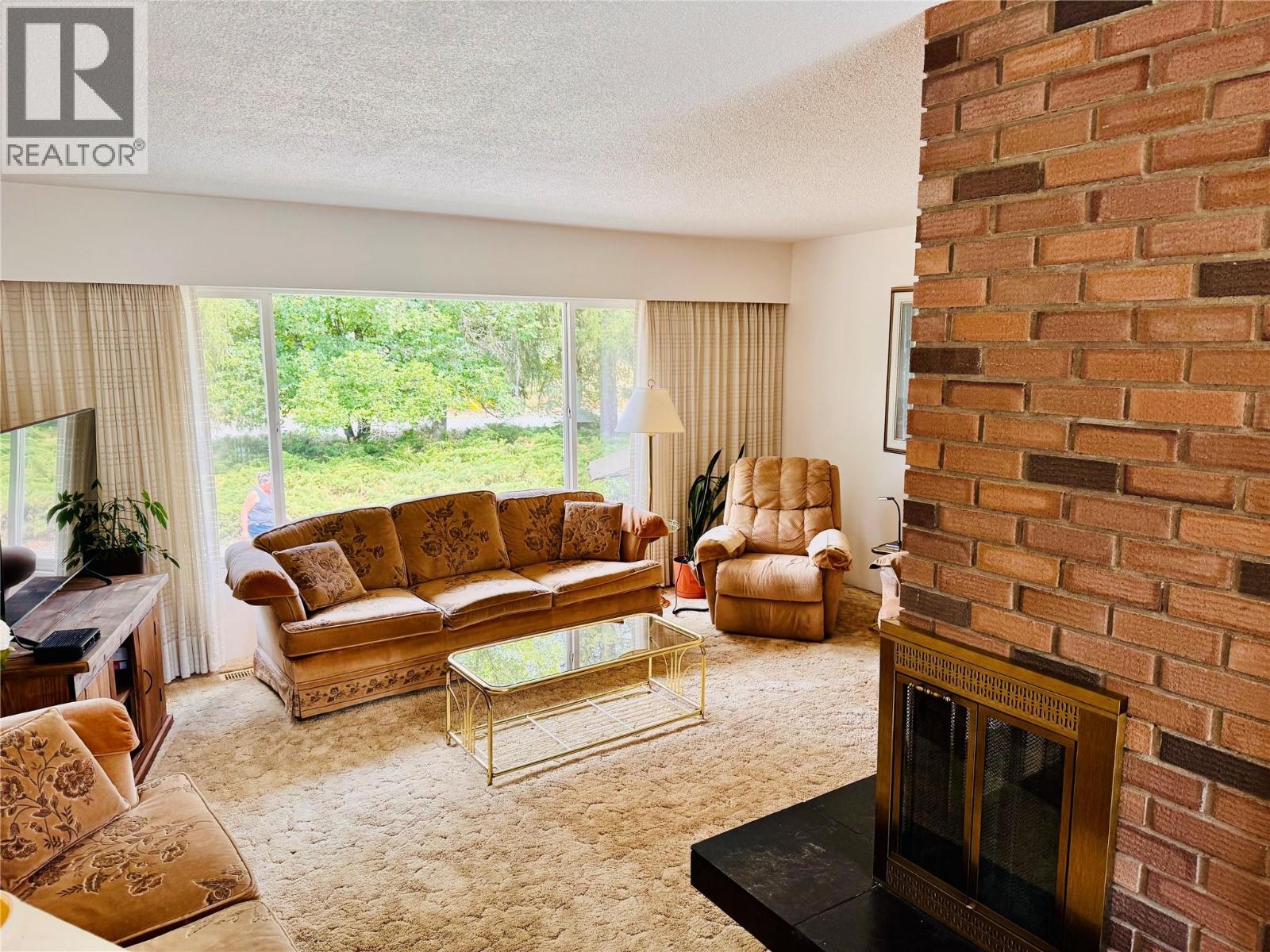 1270 59 Avenue, Grand Forks, British Columbia  V0H 1H0 - Photo 7 - 10359653