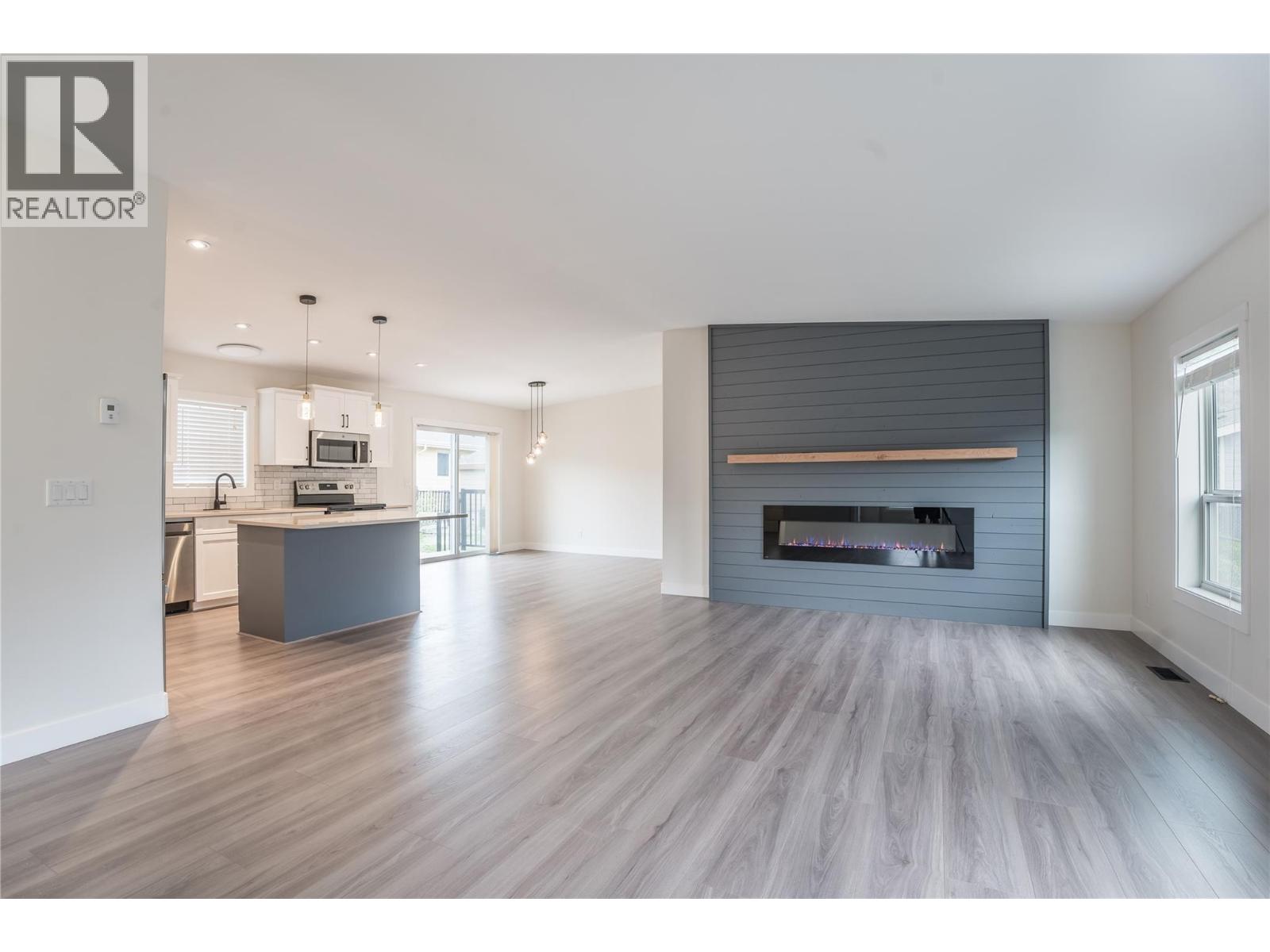 8300 Gallagher Lake Frontage Road Unit# 70, Oliver, British Columbia  V0H 1T0 - Photo 12 - 10359817