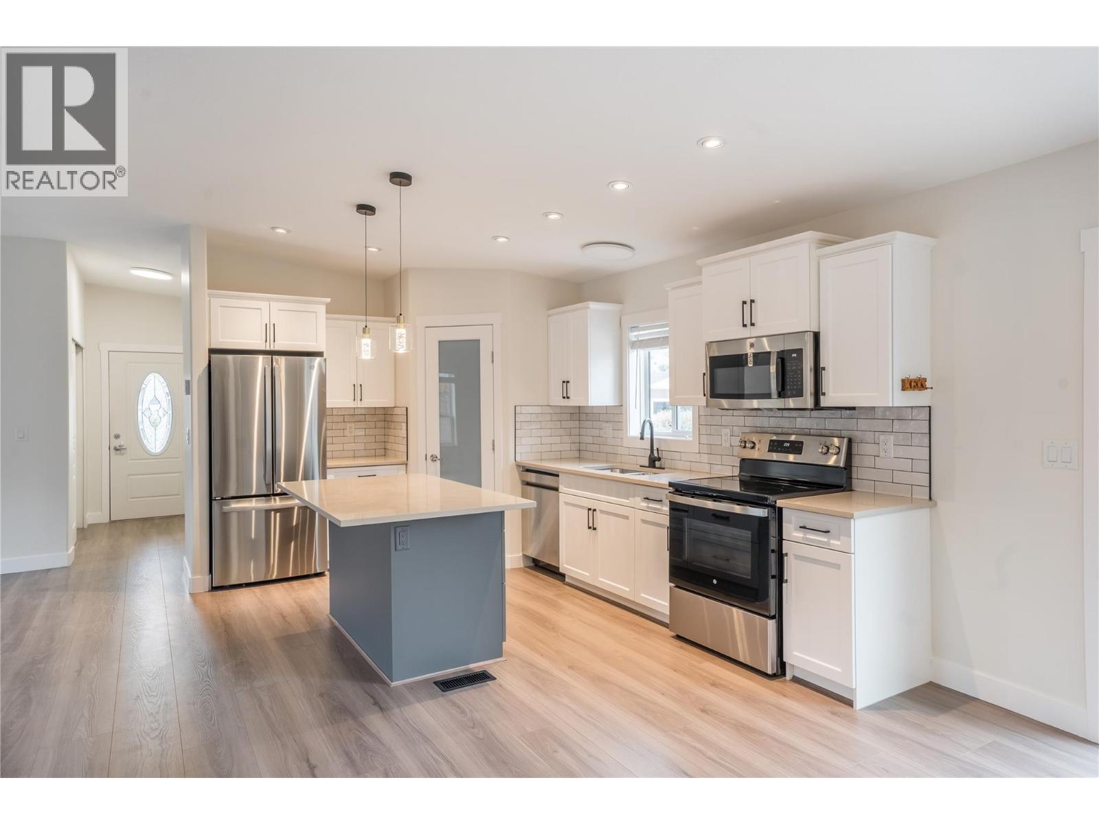 8300 Gallagher Lake Frontage Road Unit# 70, Oliver, British Columbia  V0H 1T0 - Photo 21 - 10359817