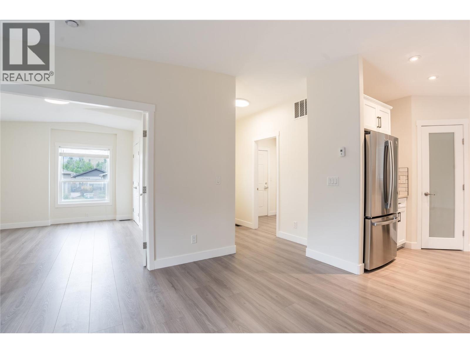 8300 Gallagher Lake Frontage Road Unit# 70, Oliver, British Columbia  V0H 1T0 - Photo 6 - 10359817